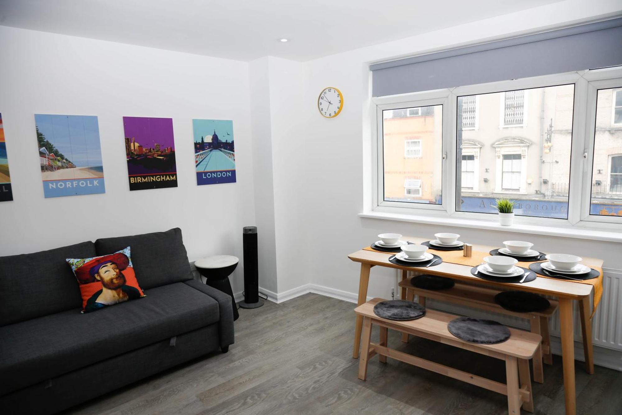 New Luxury Apartments In Central London Next To Shops, Cafes, Bars & Metro Bagian luar foto